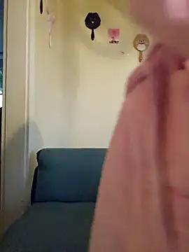 Adrina Drake online show from 10.20.25