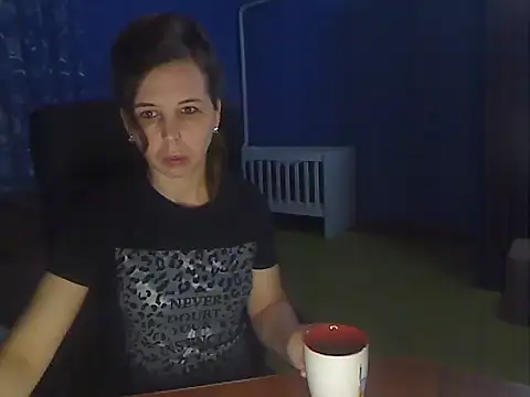 loveis007 online show from 11.23.25