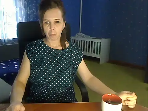 loveis007 online show from 12.17.25