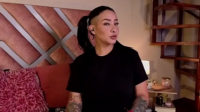  kelly hous36 online show from 06.04.26