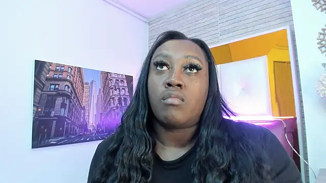 ShaniaBrownn online show from 12.04.25