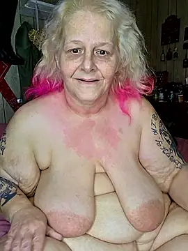 DavisDesires online show from 02.19.26