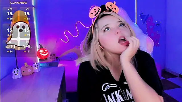 Snapshot of anjana_yuii chatting on 10.19.25 anjana yuii online show from 10.19.25