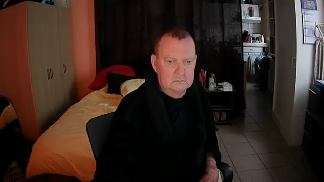 passifsoumis1963 online show from 11.11.25