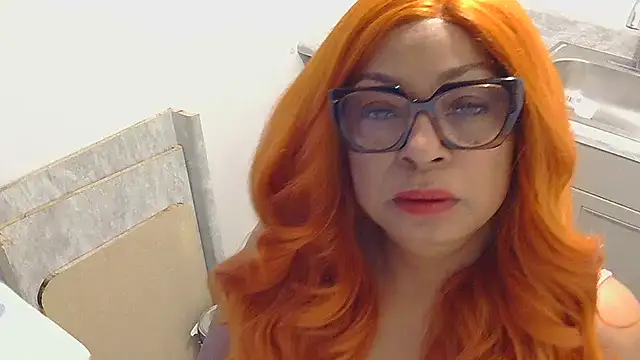 Snapshot of MSweetLindaParks chatting on 09.17.25 MSweetLindaParks online show from 09.17.25