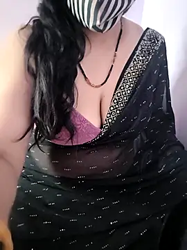 Snapshot of sangeetha4bide chatting on 02.17.26 sangeetha4bide online show from 02.17.26