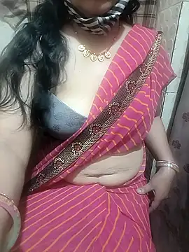 Snapshot of sangeetha4bide chatting on 03.10.26 sangeetha4bide online show from 03.10.26