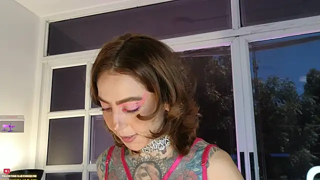 Evangelyne 1 online show from 09.21.25