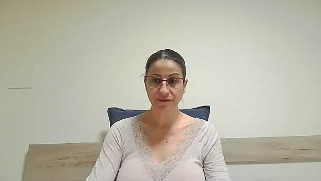 Snapshot of Sanada_hot chatting on 01.16.26 Sanada hot online show from 01.16.26