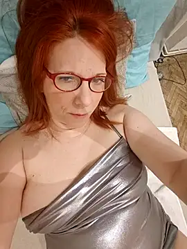 lollipop cat online show from 12.23.24