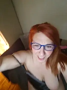 lollipop cat online show from 02.17.25