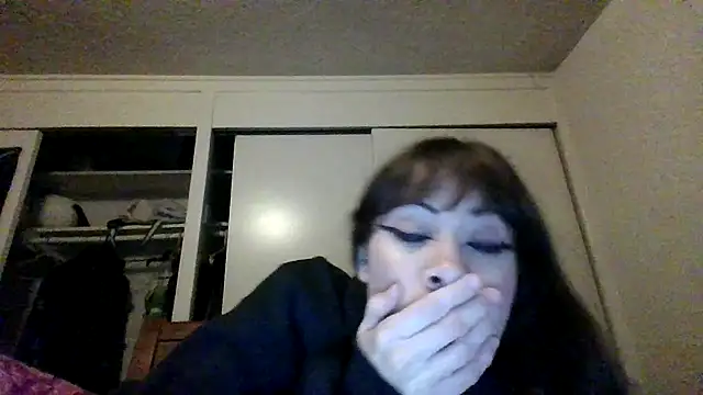 petitedoll29 online show from 12.16.24