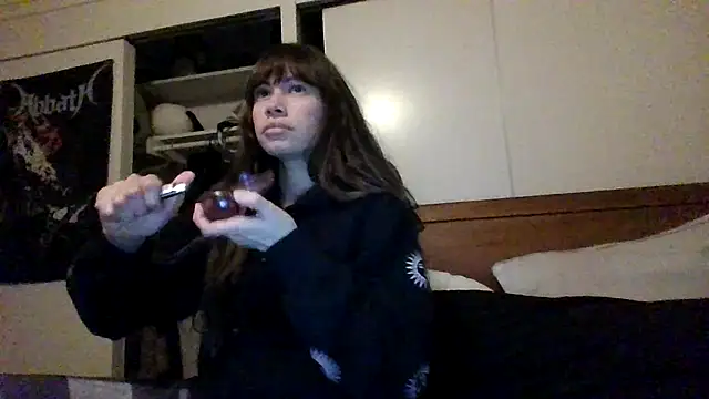 petitedoll29 online show from 12.23.24