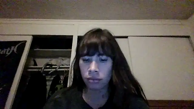 petitedoll29 online show from 12.25.24