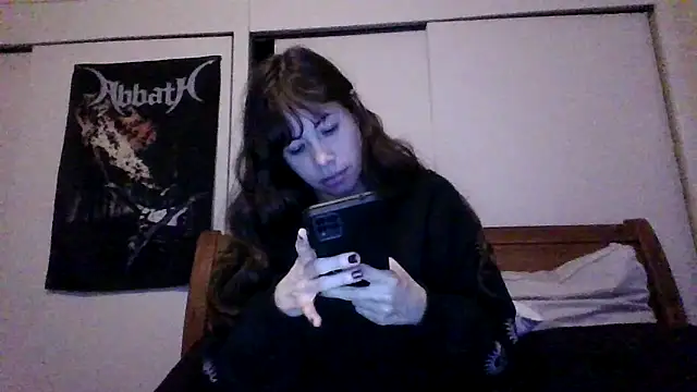 petitedoll29 online show from 12.28.24