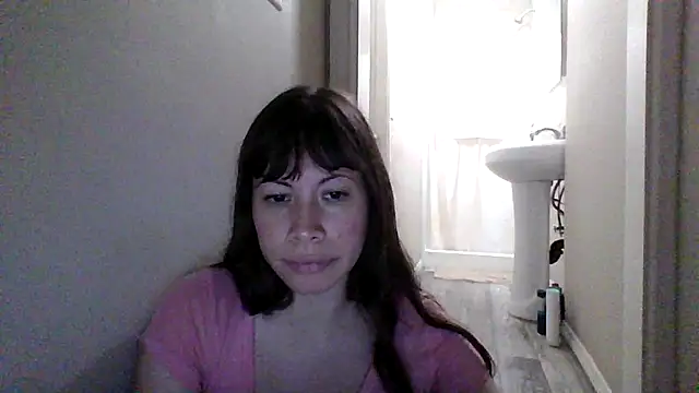 petitedoll29 online show from 10.29.25