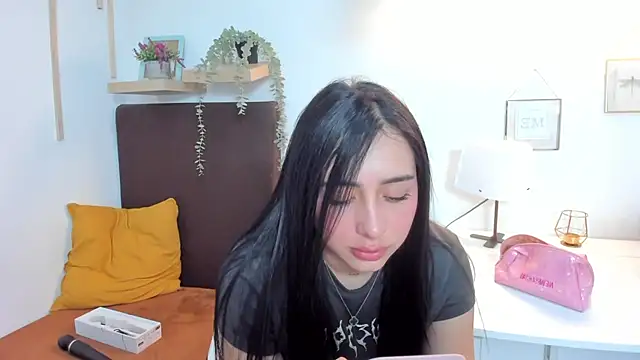 isabella jade online show from 03.18.25