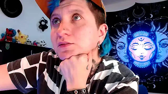 Marieblueeyes online show from 02.03.25