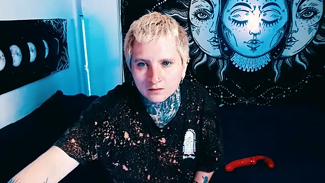 Marieblueeyes online show from 02.16.26