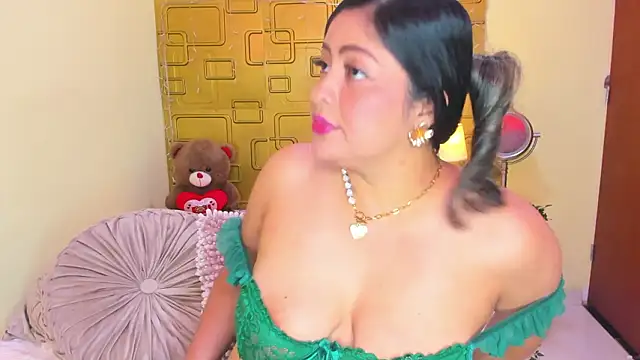 Julia Haye online show from 02.28.26