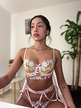 SelenaStone online show from 01.08.26