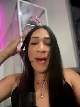 Ashly Miller online show from 11.11.25