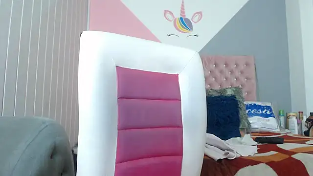 Snapshot of Negrabig chatting on 02.21.25 Negrabig online show from 02.21.25