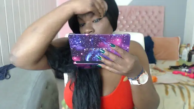 Snapshot of Negrabig chatting on 03.01.25 Negrabig online show from 03.01.25