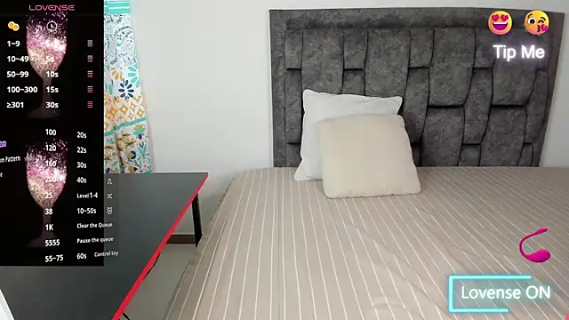 Snapshot of lucia_s1 chatting on 12.02.25 lucia s1 online show from 12.02.25