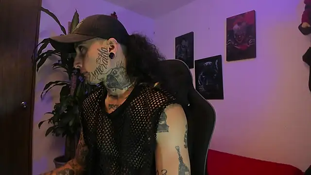 Snapshot of Ryuk_it chatting on 09.12.25 Ryuk it online show from 09.12.25