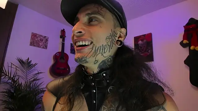 Snapshot of Ryuk_it chatting on 09.13.25 Ryuk it online show from 09.13.25