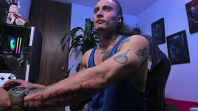 Snapshot of Ryuk_it chatting on 11.21.25 Ryuk it online show from 11.21.25