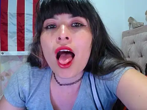 Alexandrasaenz online show from 07.08.26