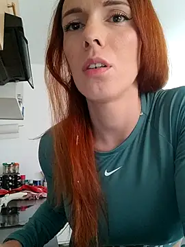 clara-francaise online show from 10.21.25