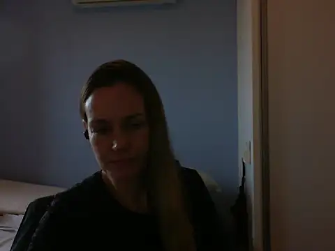 Annylove1 online show from 10.16.25