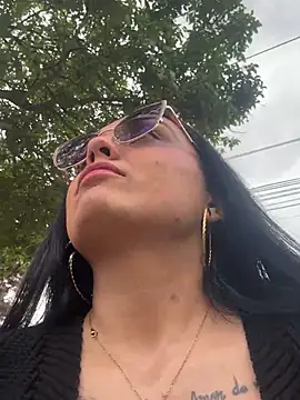 Snapshot of Danii_vg1 chatting on 07.25.26 Danii vg1 online show from 07.25.26