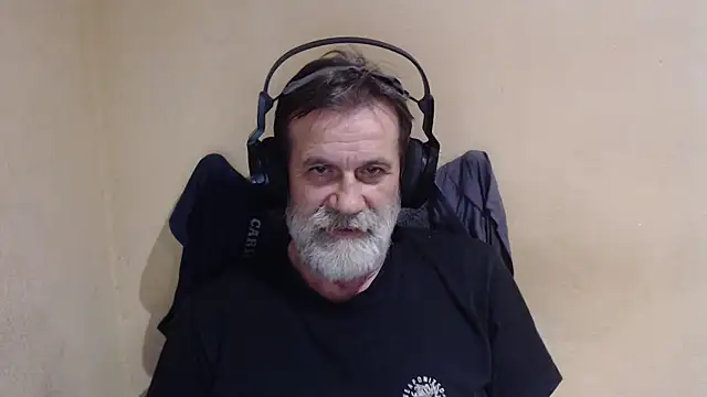 AlexNudo online show from 10.24.25