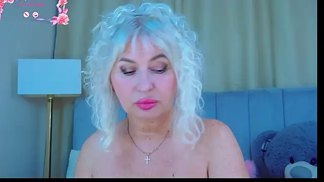 Snapshot of Barbie_Blond_ chatting on 05.13.26 Barbie Blond online show from 05.13.26
