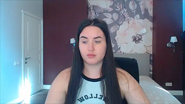 Roxie Bradley online show from 01.16.25