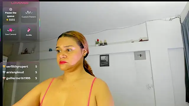 Sinthia Collins online show from 10.09.25