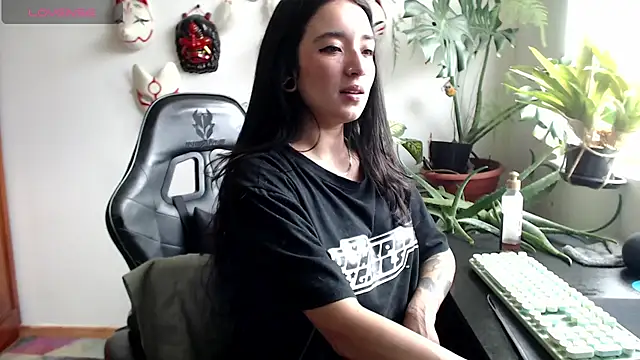 cat salo online show from 04.28.26