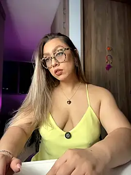 Im sophiie online show from 06.11.26