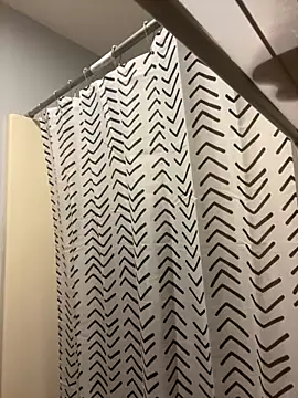 Snapshot of SlxmXBlxck chatting on 09.30.25 SlxmXBlxck online show from 09.30.25