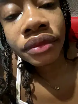  yisela  online show from 10.01.25