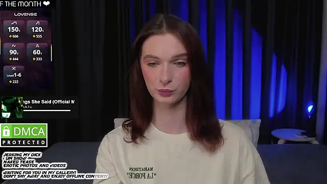 Snapshot of Lee_Loo chatting on 09.15.25 Lee Loo online show from 09.15.25