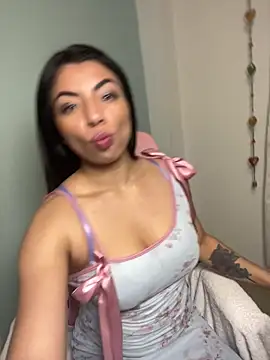 Miaparkerss  online show from 04.25.26