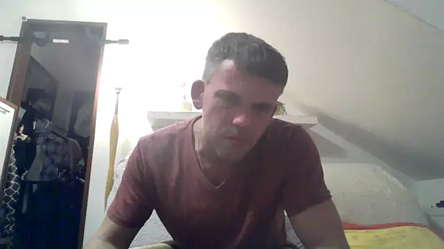 Snapshot of Cambitchboy chatting on 12.24.24 Cambitchboy online show from 12.24.24