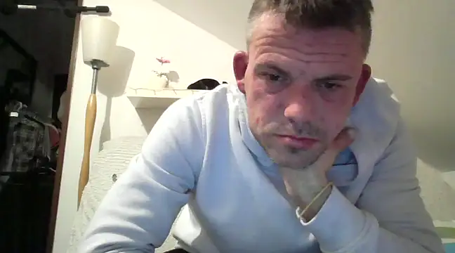 Snapshot of Cambitchboy chatting on 01.14.25 Cambitchboy online show from 01.14.25