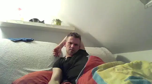 Snapshot of Cambitchboy chatting on 02.02.25 Cambitchboy online show from 02.02.25