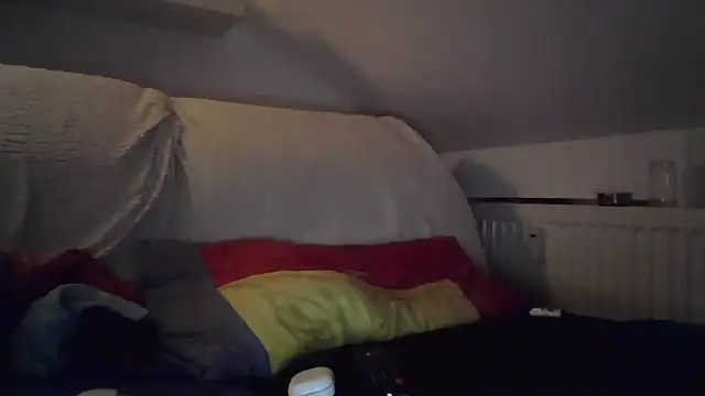 Snapshot of Cambitchboy chatting on 02.07.25 Cambitchboy online show from 02.07.25